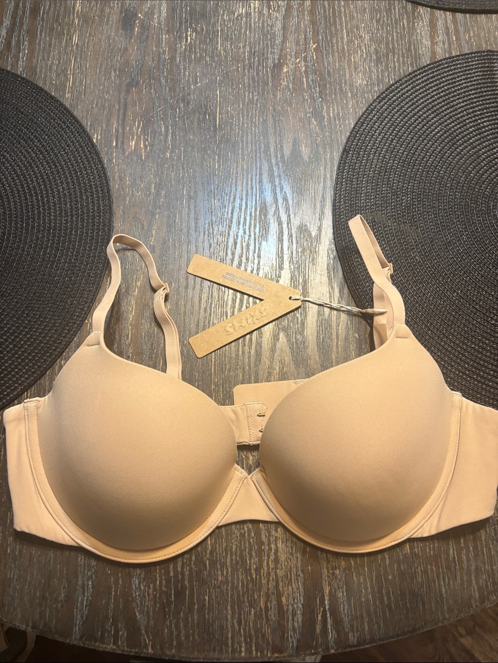 SKIMS Fits everybody push up Demi Bra clay NWT size 38B